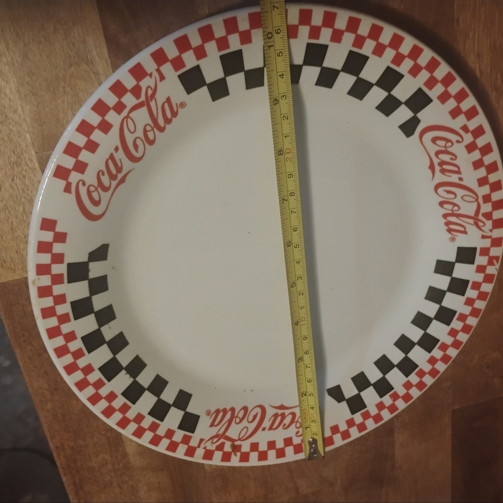 Coca Cola Checkered Dinner Plates Set Of 2 Red and Black - Picture 6 of 8